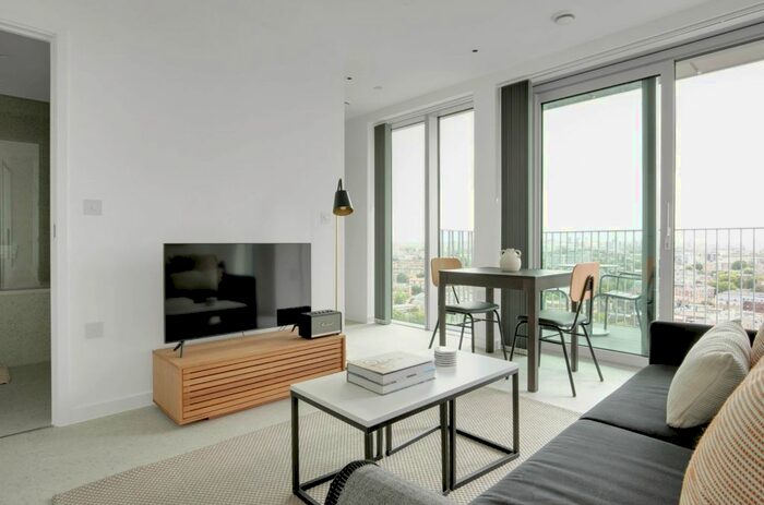 Studio To Rent In Jacquard Point, The Silk District London, E1