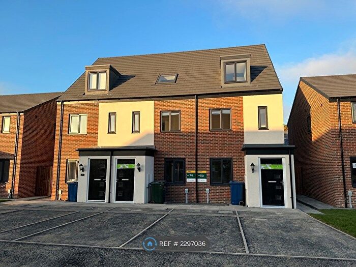 3 Bedroom End Of Terrace House To Rent In Dahlia Grove, Newcastle Upon Tyne, NE13