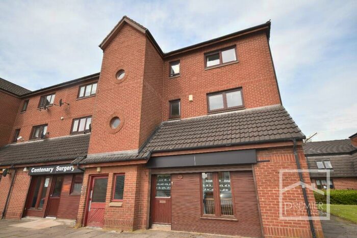 Flat To Rent In Centenary Gardens, Coatbridge, ML5