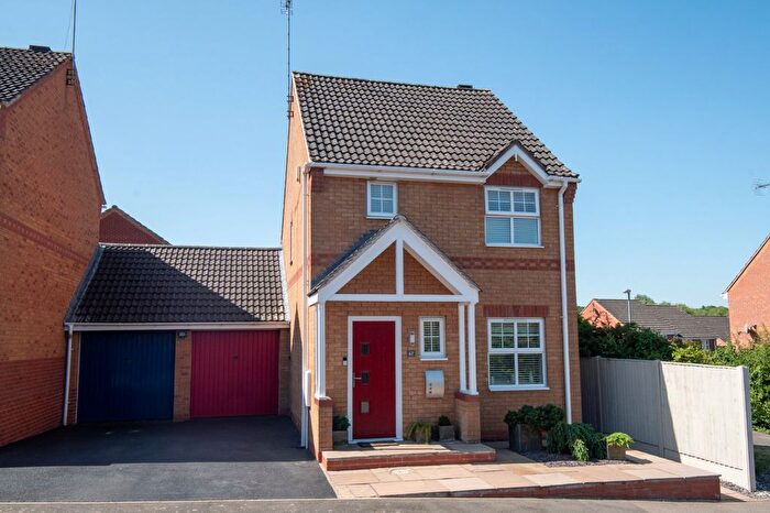 3 Bedroom Detached House For Sale In Appletree Lane, Brockhill, Redditch, B97
