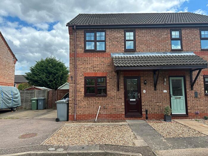 2 Bedroom Semi-Detached House To Rent In Trimming Walk, Taverham, NR8