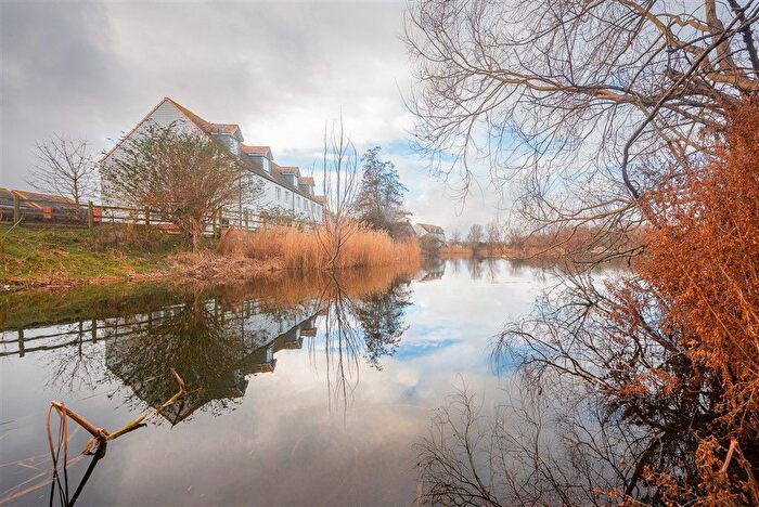 4 Bedroom Terraced House For Sale In Ellingham View, Dartford, Kent, DA1