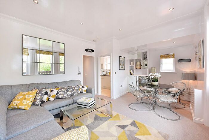 1 Bedroom Flat To Rent In Sloane Gardens, Kensington And Chelsea, London, SW1W