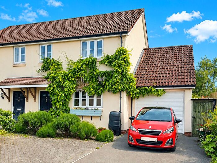 3 Bedroom Semi-Detached House For Sale In Westfield, Langport, TA10