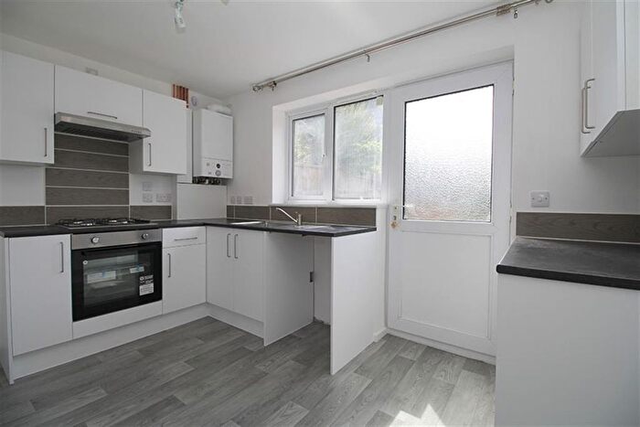 2 Bedroom Semi Detached House To Rent In Ravensthorpe Drive, Loughborough, LE11