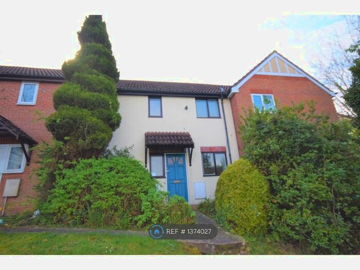 2 Bedroom Terraced House To Rent In Knole Lane, Bristol, BS10