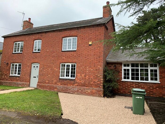 3 Bedroom Cottage To Rent In Front Street, LE7