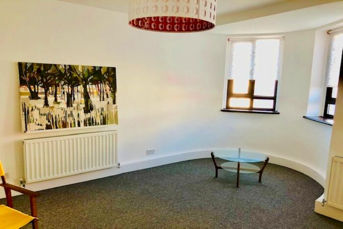 3 Bedroom Flat To Rent In Marine Gardens, Margate, Kent, CT9