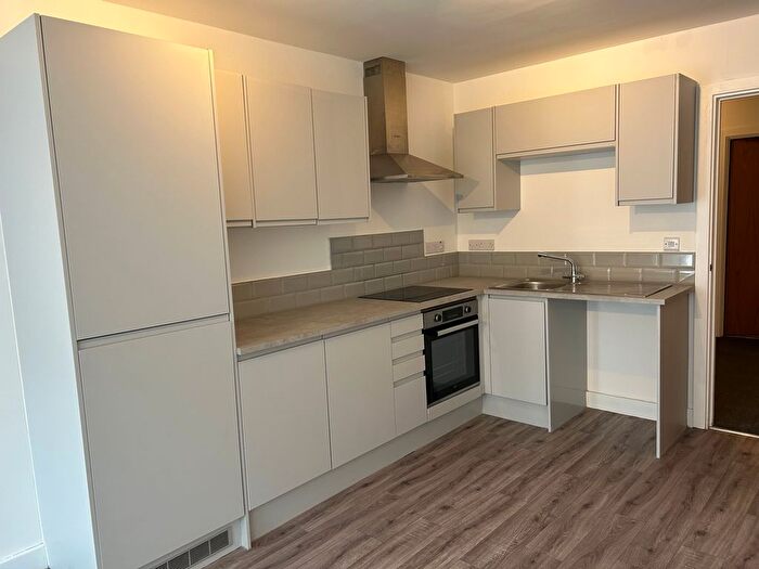 3 Bedroom Flat To Rent In Station House, High Street, Nottingham, NG10