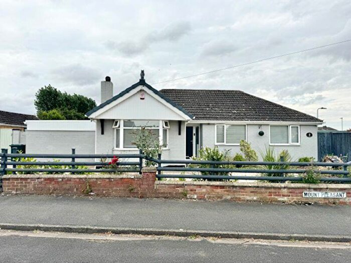 3 Bedroom Detached Bungalow For Sale In Holton Mount, Holton Le Clay, DN36