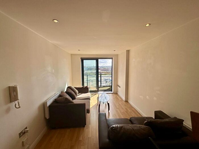 1 Bedroom Apartment To Rent In One Brewery Wharf City Centre Parking Included, LS10