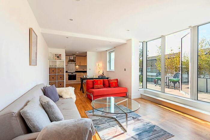 1 Bedroom Flat To Rent In Flat, Cheshire Street, London, E2