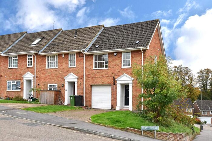 3 Bedroom End Of Terrace House To Rent In Thistlemead, Chislehurst, BR7