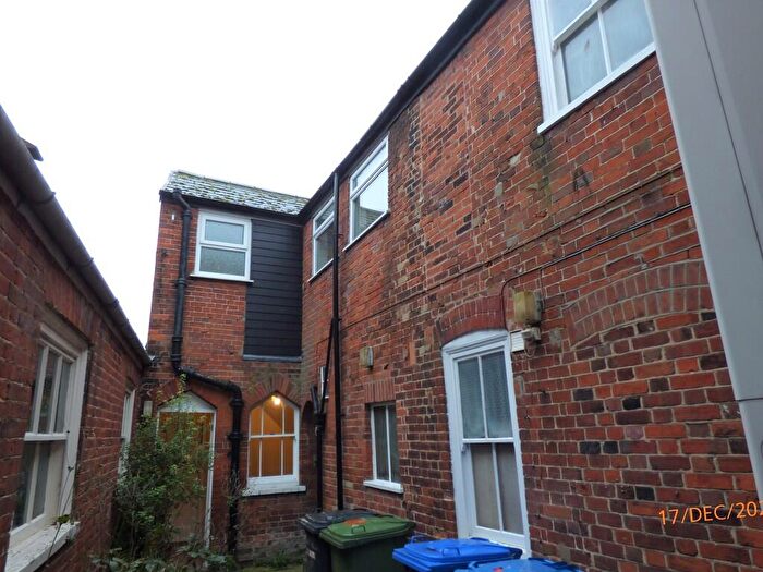 3 Bedroom Maisonette To Rent In Hungate, Beccles, NR34