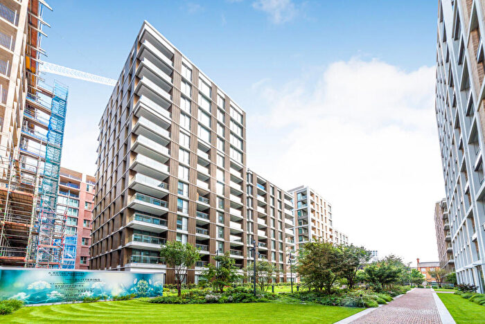 2 Bedroom Apartment For Sale In Prince Of Wales Drive, London, SW11
