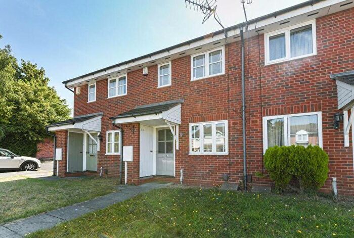 2 Bedroom Terraced House To Rent In Sandpiper Way, Lenton, Nottingham, NG7