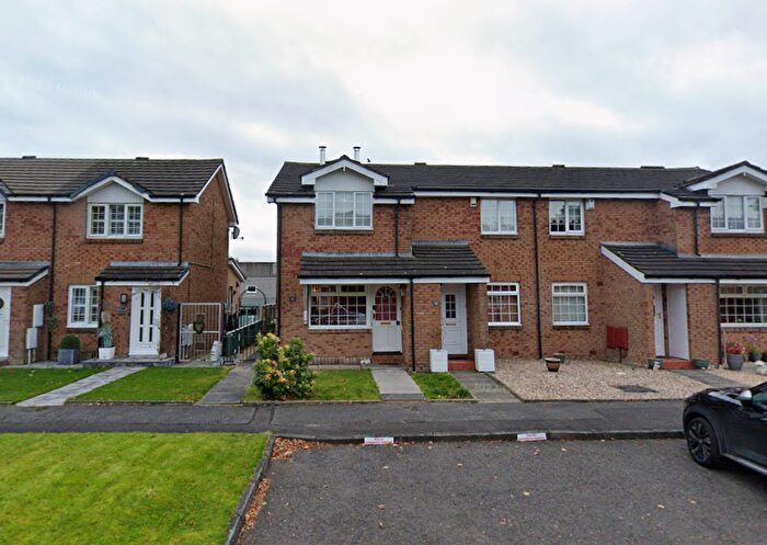 2 Bedroom Cottage To Rent In Faulds Gardens, Glasgow, G69