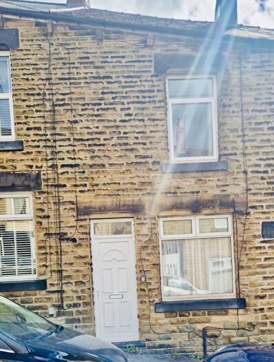 2 Bedroom Terraced House For Sale In Windermere Road, Barnsley, S71