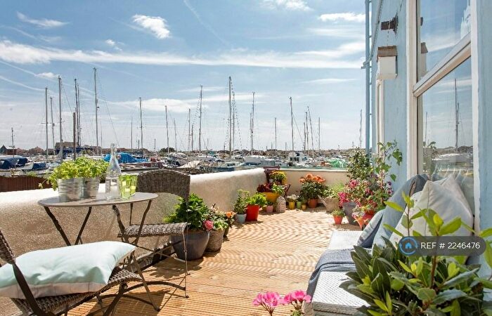 1 Bedroom Flat To Rent In New Road, Shoreham By Sea, BN43