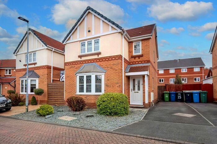 3 Bedroom Detached House To Rent In Colemere Close, Padgate, Warrington, WA1