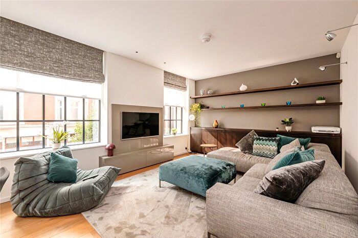 2 Bedroom Flat For Sale In Great Portland Street, Marylebone, London, W1W
