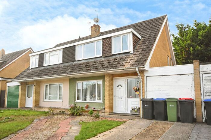 3 Bedroom Semi-Detached House For Sale In Marlborough Road, Braintree, CM7