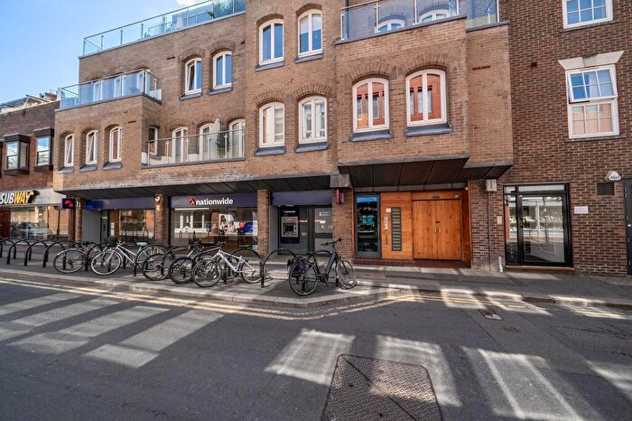 1 Bedroom Flat To Rent In William Street, Mulberry House, SL4