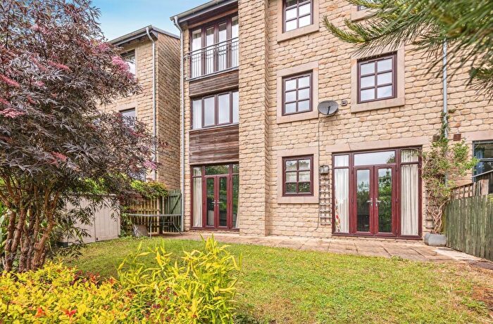 4 Bedroom Semi-Detached House For Sale In Upper Mills View, Meltham, Holmfirth, HD9