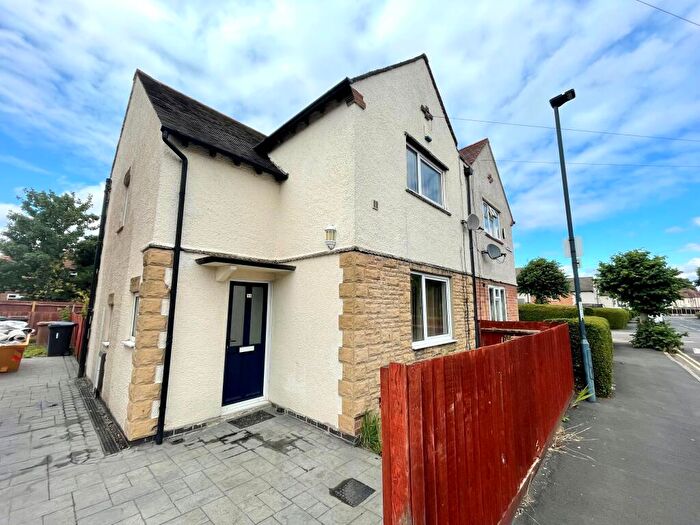 3 Bedroom Semi-Detached House To Rent In Waverley Street, Derby, DE24
