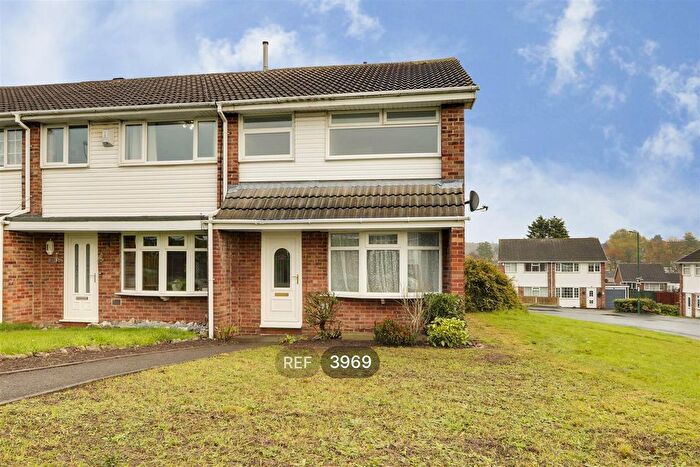 3 Bedroom Property To Rent In Bush Close, Top Valley, Nottingham, NG5