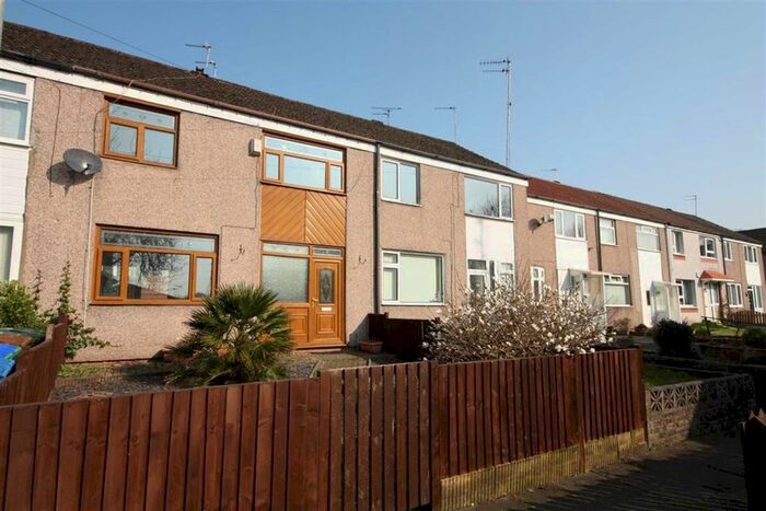 3 Bedroom Mews House To Rent In Clarkson Close, Middleton, Lancs, M24