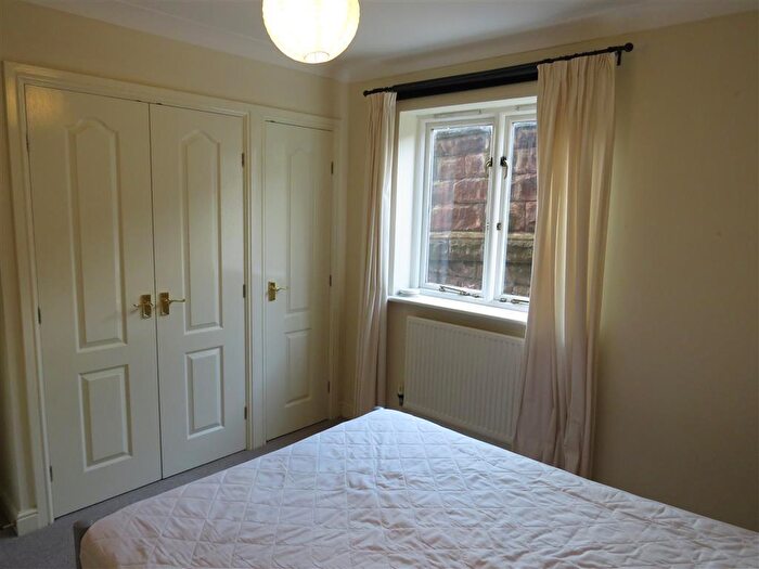 2 Bedroom Apartment To Rent In Waters Edge, Chester, CH1