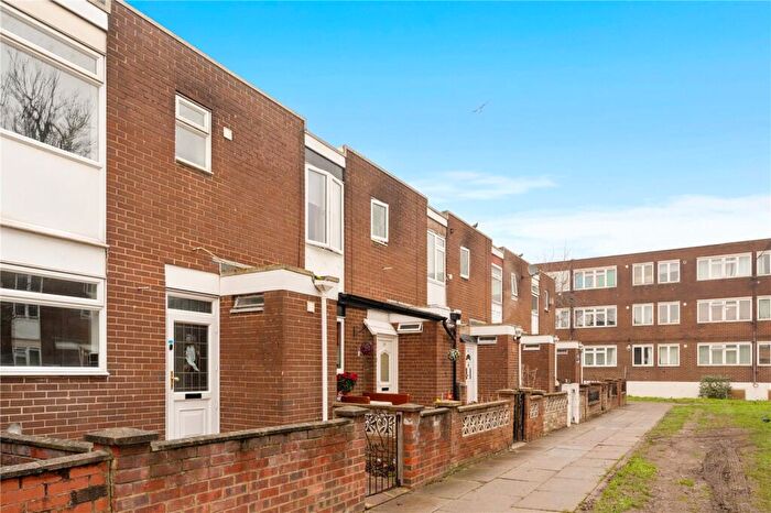 3 Bedroom Terraced House To Rent In Scotswood Walk, Northumberland Park, London, N17