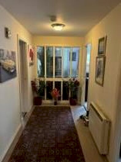 2 Bedroom Flat To Rent In Piersfield Grove, Edinburgh, EH8