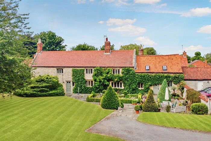 5 Bedroom Detached House For Sale In Washdyke Lane, Fulbeck, Grantham, NG32