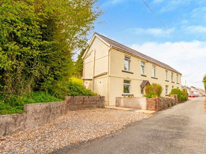 4 Bedroom Detached House For Sale In Beidr Non, SA14