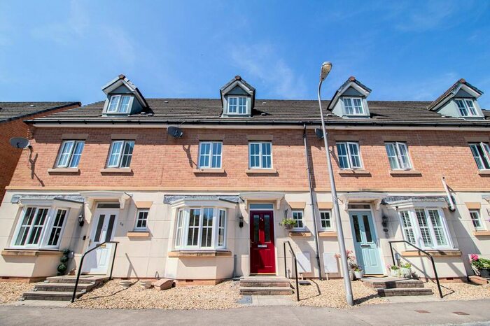 4 Bedroom Terraced House To Rent In Phoenix Way, Birchgrove, CF14