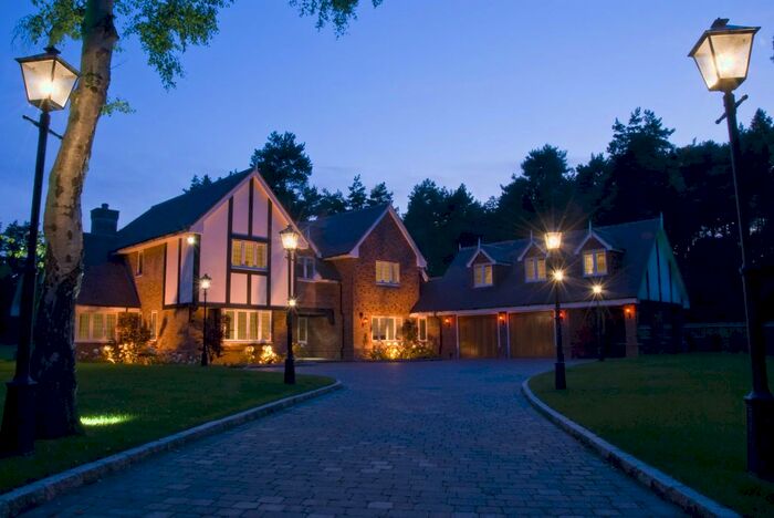 6 Bedroom Detached House To Rent In Birch Lane, Ascot, SL5