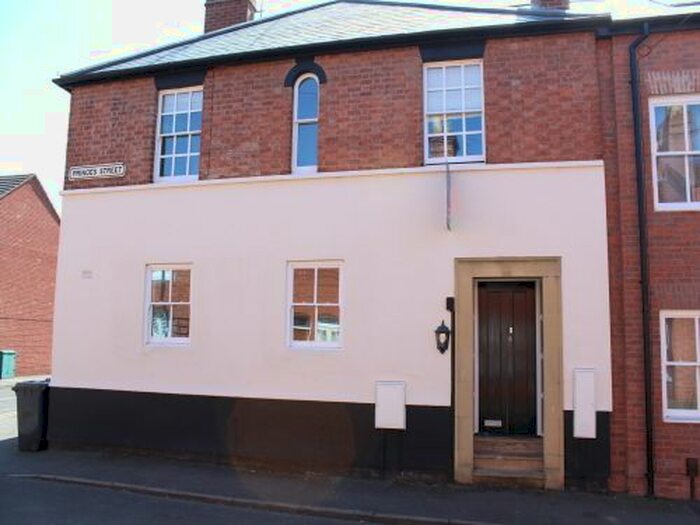 1 Bedroom Flat To Rent In Princes Court, Princes Street, Leamington Spa, CV32