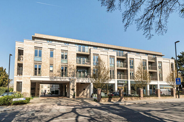 2 Bedroom Apartment For Sale In Lee Terrace, London, SE13