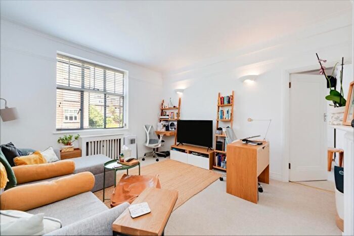 1 Bedroom Flat To Rent In Belsize Grove, Belsize Park, NW3