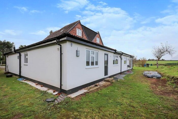 1 Bedroom Bungalow To Rent In Perton Court Farm Cottages, Pattingham Road, Wolverhampton, West Midlands WV6