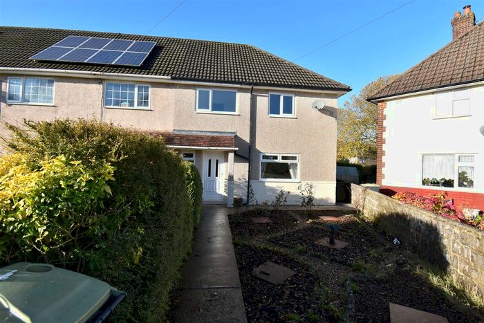 3 Bedroom End Of Terrace House To Rent In Harpur Hill Road, Buxton, SK17