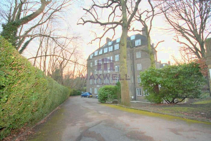 2 Bedroom Flat To Rent In Waverley Grove, Finchley London, N3
