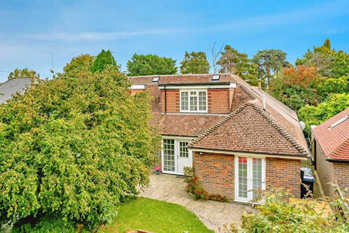 5 Bedroom Detached House For Sale In Holtye Road, East Grinstead, RH19