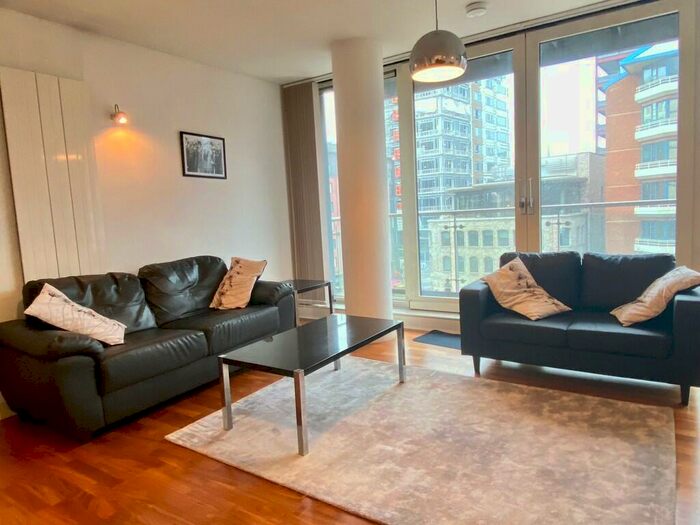2 Bedroom Apartment To Rent In Leftbank, Spinningfields, M3