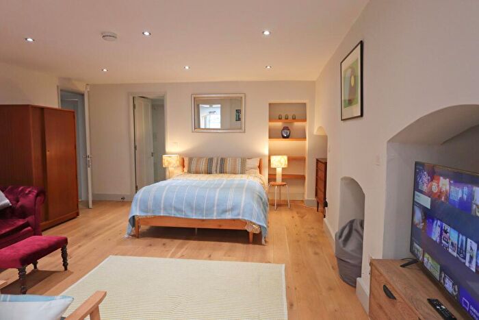 Studio To Rent In Richmond Terrace, Clifton, Bristol, BS8