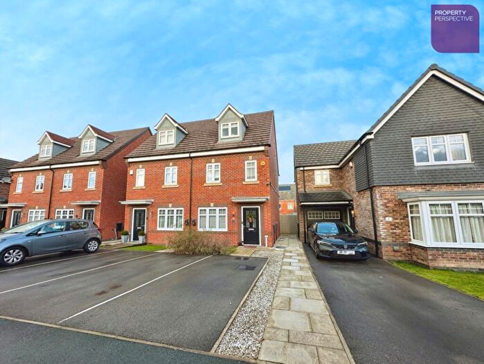 3 Bedroom Semi Detached House For Sale In Pennington Drive, Farington Moss, Leyland, PR26