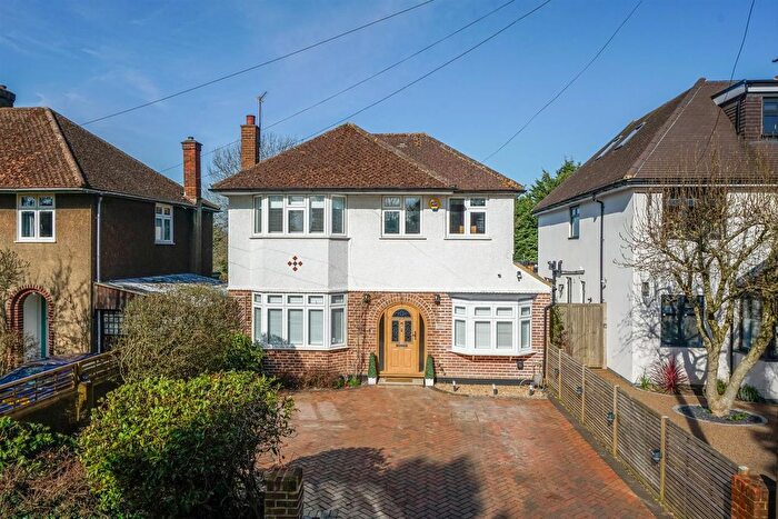 4 Bedroom Detached House For Sale In Ragged Hall Lane, St. Albans, AL2