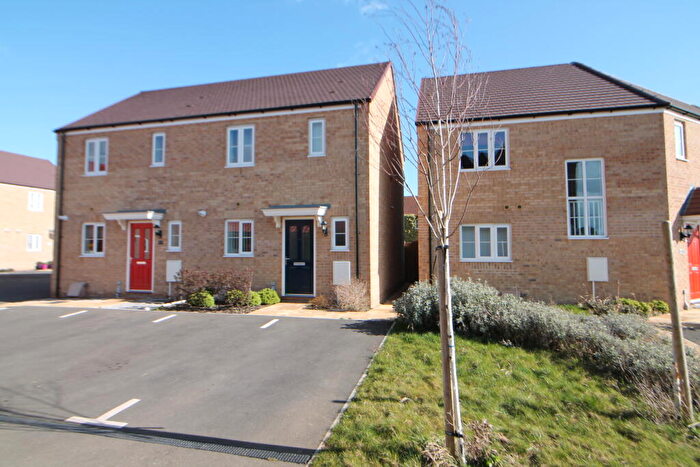 2 Bedroom Detached House To Rent In Tyne Close, Spalding, PE11